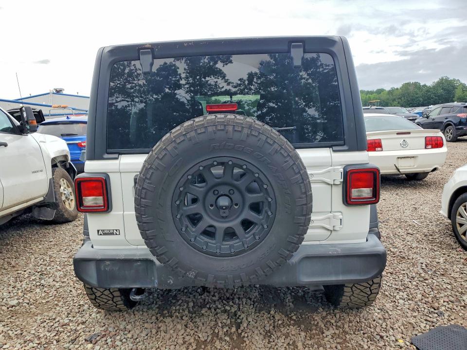 2018 Jeep Wrangler Unlimited მანქანა იყიდება აუქციონზე, vin: 1C4HJXDG7JW284631, აუქციონის ნომერი: 59804136