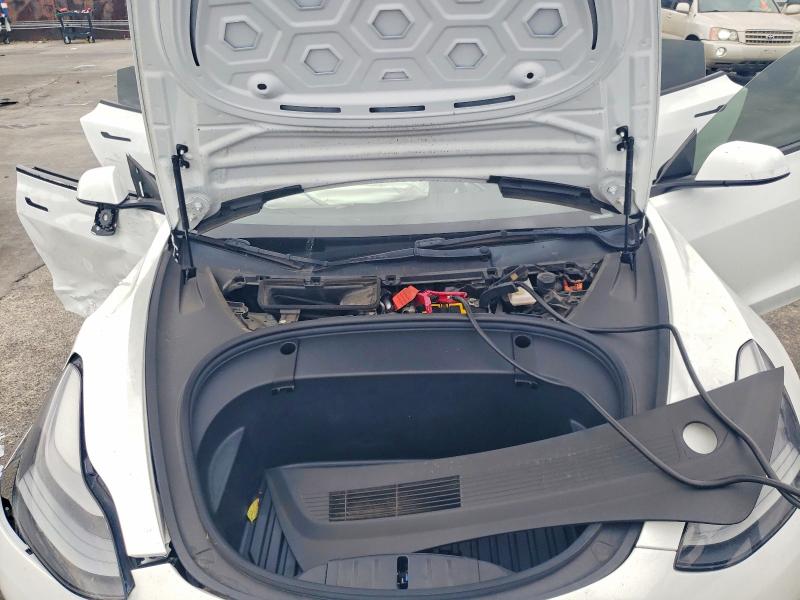 59534596 :رقم المزاد ، 5YJ3E1EA0NF114675 vin ، 2022 Tesla Model 3 مزاد بيع
