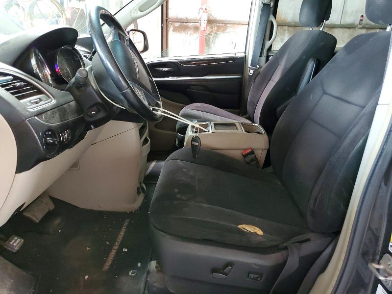 61381906 :رقم المزاد ، 2A4RR5DG2BR715852 vin ، 2011 Chrysler Town & Country مزاد بيع