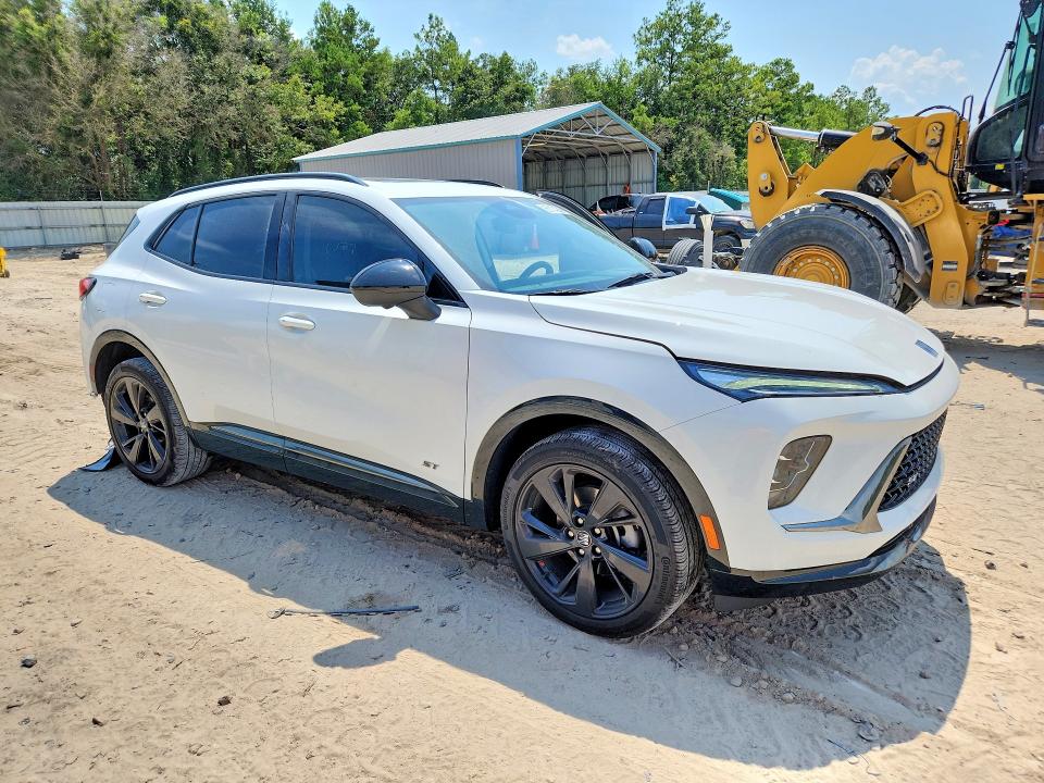 2025 Buick Envision მანქანა იყიდება აუქციონზე, vin: LRBFZLE45SD031073, აუქციონის ნომერი: 63174246