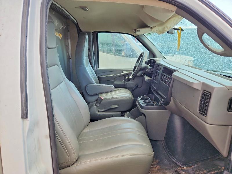 59898206 :رقم المزاد ، 1GBHG31U971179777 vin ، 2007 Chevrolet Express G3500 مزاد بيع