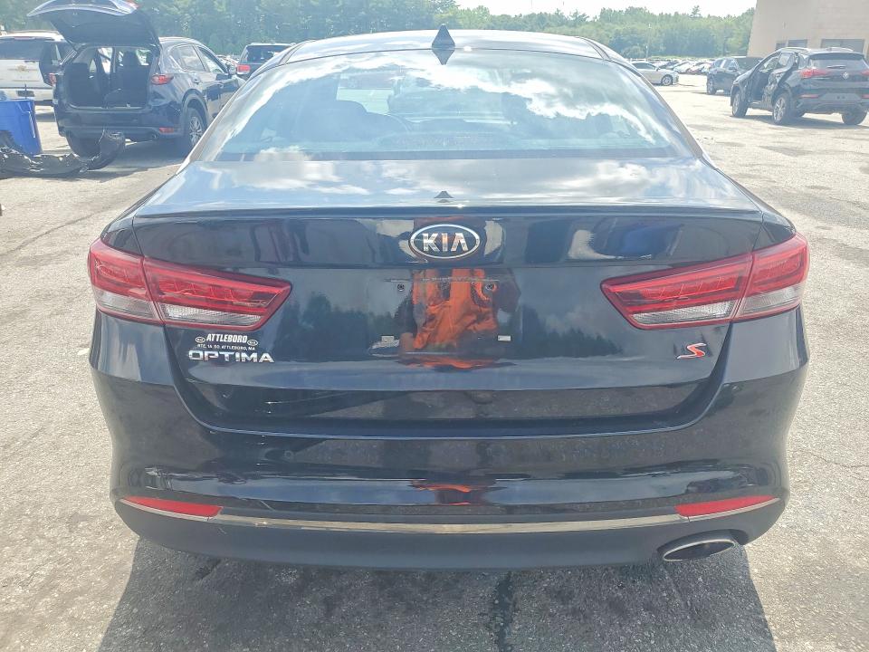 2018 Kia Optima მანქანა იყიდება აუქციონზე, vin: 5XXGT4L31JG215552, აუქციონის ნომერი: 59269246
