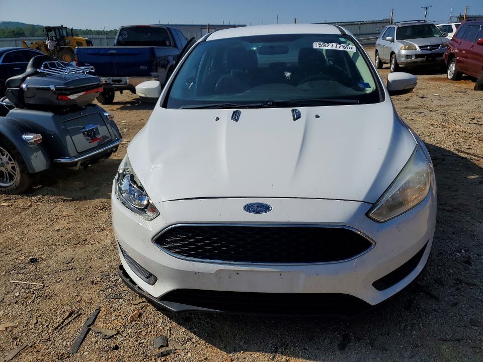 59277266 :رقم المزاد ، 1FADP3F24FL342863 vin ، 2015 Ford Focus مزاد بيع