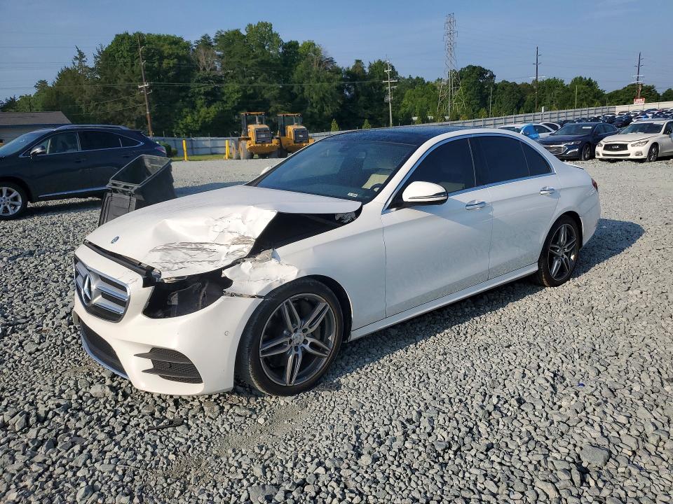 59265156 :رقم المزاد ، WDDZF4KB9HA032954 vin ، 2017 Mercedes-benz E مزاد بيع