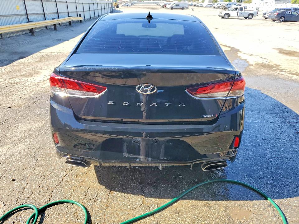 Продаж на аукціоні авто 2018 Hyundai Sonata, vin: 5NPE34AF8JH628318, номер лоту: 58616246