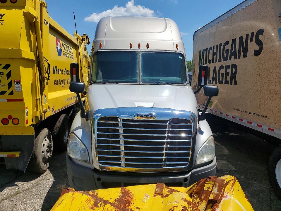 Продаж на аукціоні авто 2017 Freightliner Cascadia 125, vin: 3AKJGLDR3HSHF0881, номер лоту: 59971196