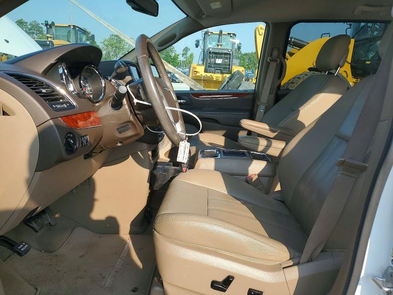 2016 Chrysler Town & Country მანქანა იყიდება აუქციონზე, vin: 2C4RC1BGXGR238680, აუქციონის ნომერი: 61488626