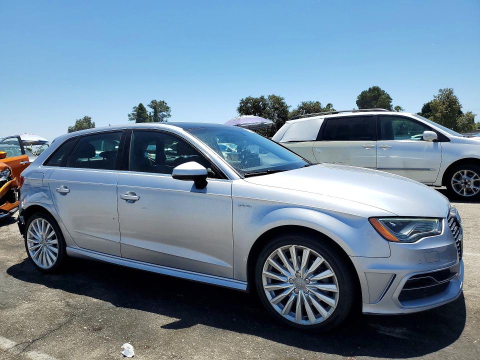 Aukcja sprzedaży 2016 Audi A3, vin: WAUTPBFF9GA090069, numer aukcji: 61202066