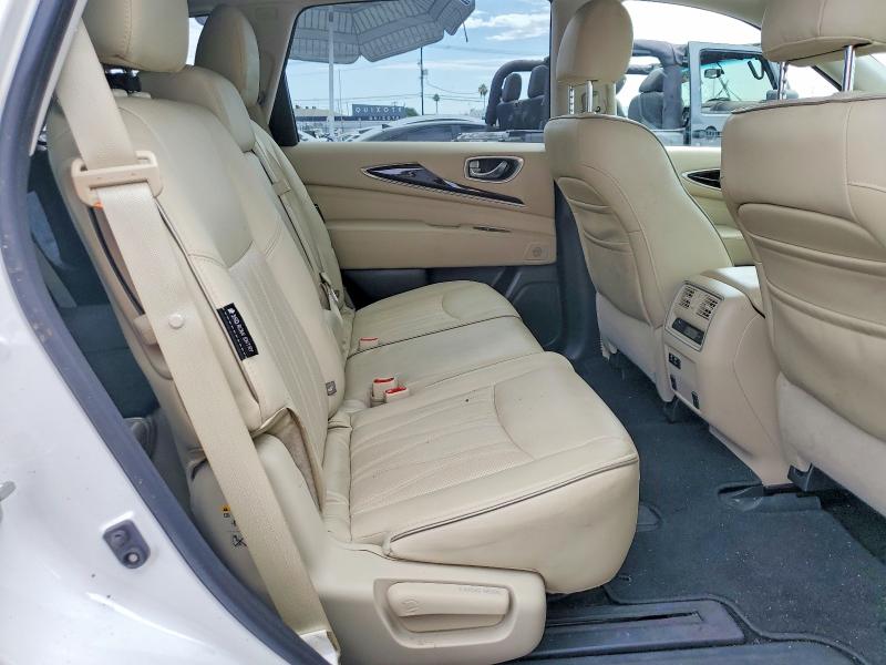 61060296 :رقم المزاد ، 5N1DL0MN4KC560048 vin ، 2019 Infiniti Qx60 مزاد بيع