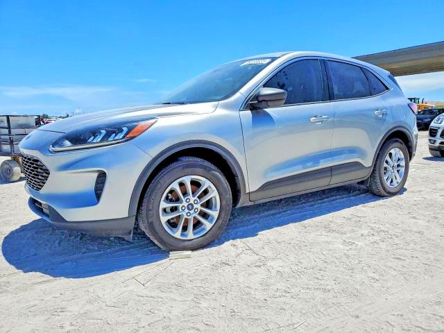 2022 Ford Escape მანქანა იყიდება აუქციონზე, vin: 1FMCU0G64NUB89405, აუქციონის ნომერი: 61640096