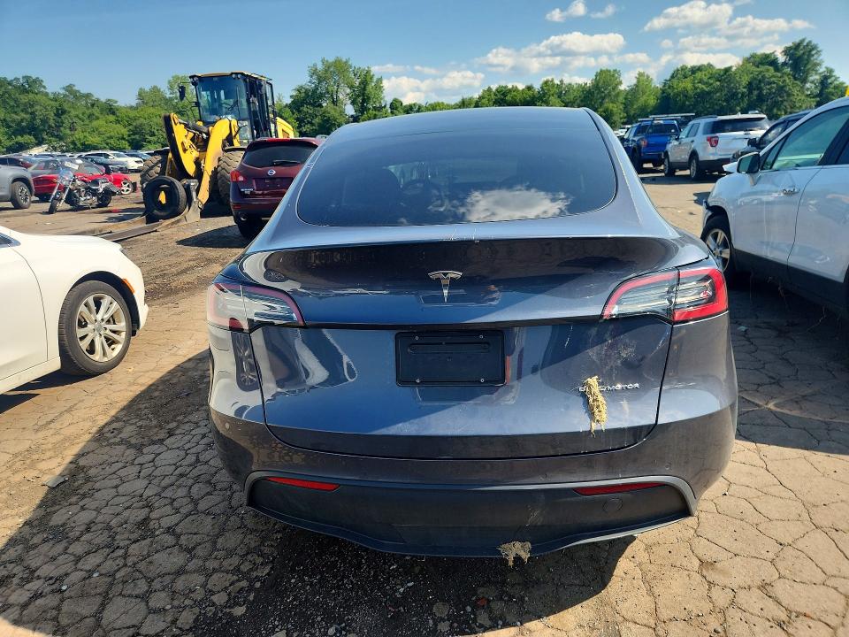 59829546 :رقم المزاد ، 7SAYGDEE9NA009301 vin ، 2022 Tesla Model Y مزاد بيع
