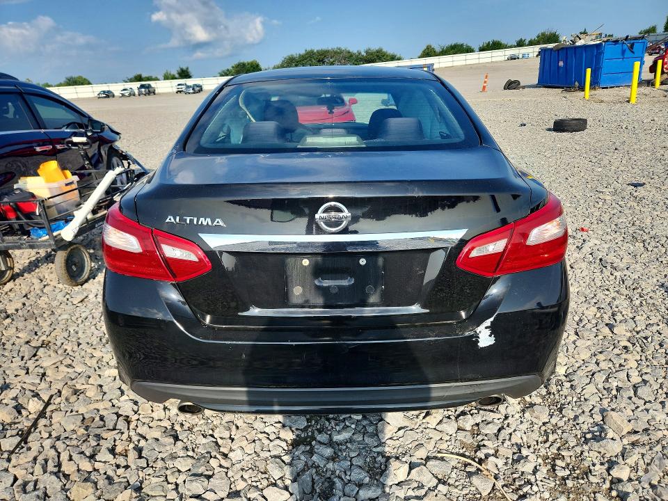 Продажа на аукционе авто 2018 Nissan Altima, vin: 1N4AL3AP8JC284072, номер лота: 62096966