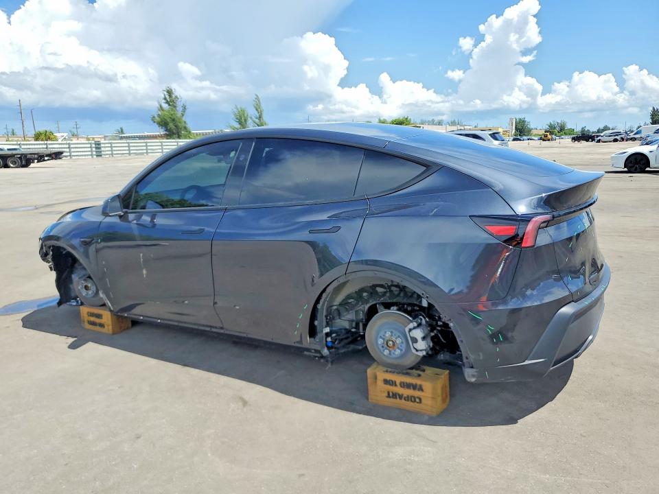 Продаж на аукціоні авто 2026 Tesla Model Y, vin: 7SAYGDED2TA705261, номер лоту: 62681656
