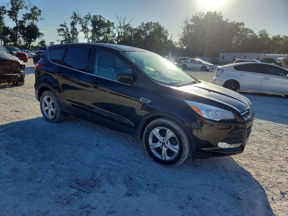 2015 Ford Escape მანქანა იყიდება აუქციონზე, vin: 1FMCU0G75FUC40422, აუქციონის ნომერი: 59542576
