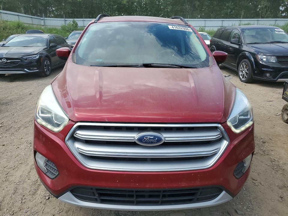 Продажа на аукционе авто 2017 Ford Escape, vin: 1FMCU9GD3HUA22329, номер лота: 41632006
