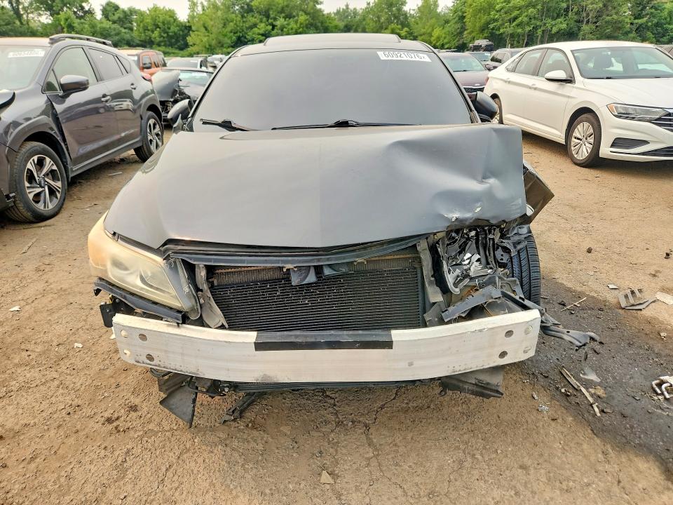 60921076 :رقم المزاد ، 19VDE1F7XDE008075 vin ، 2013 Acura Ilx مزاد بيع