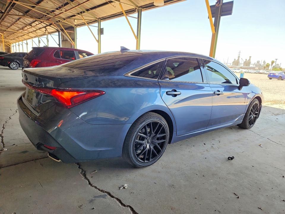 Продажа на аукционе авто 2022 Toyota Avalon, vin: 4T1JZ1FB1NU076024, номер лота: 60524356