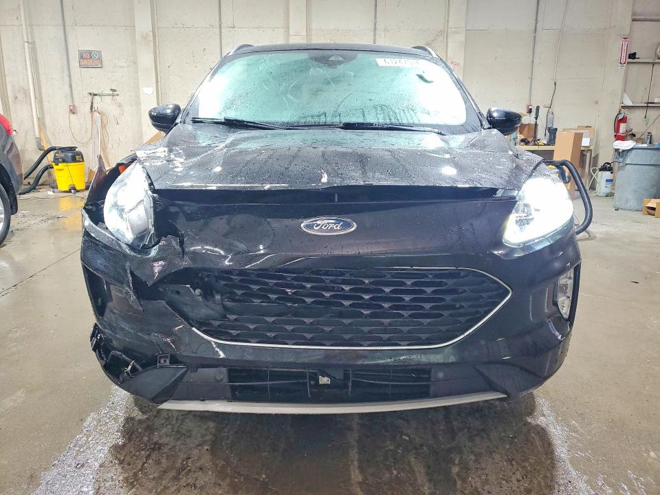 Продажа на аукционе авто 2020 Ford Escape, vin: 1FMCU9J97LUA80358, номер лота: 61247316