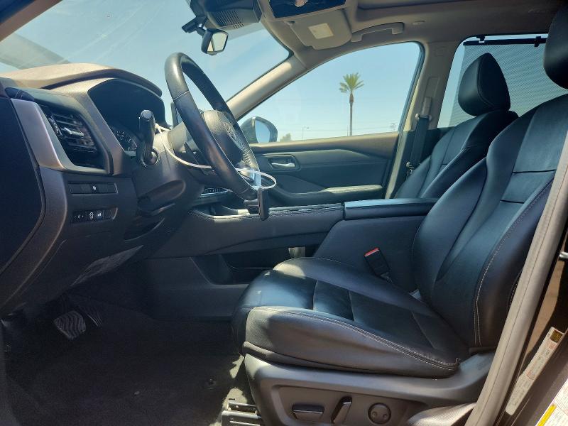 62607986 :رقم المزاد ، 5N1BT3CB8PC799805 vin ، 2023 Nissan Rogue مزاد بيع