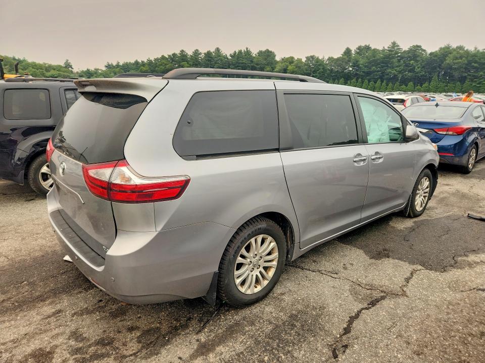 Продаж на аукціоні авто 2017 Toyota Sienna, vin: 5TDYZ3DC6HS851405, номер лоту: 60690616