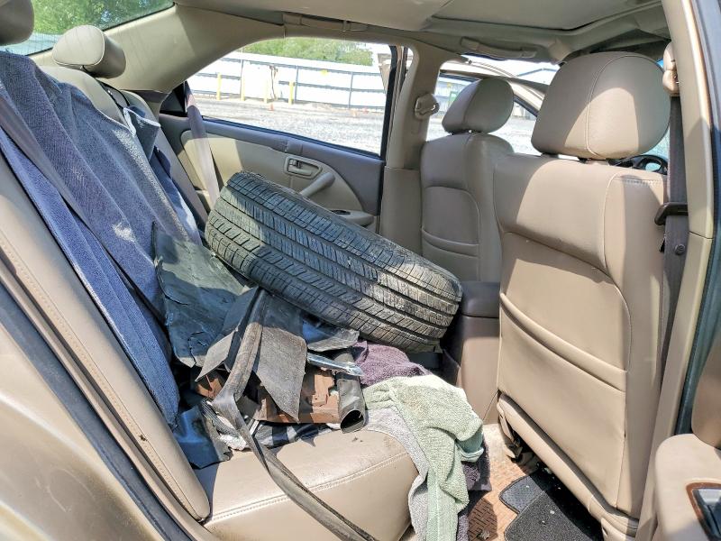 62147746 :رقم المزاد ، JT2BF28K710318071 vin ، 2001 Toyota Camry مزاد بيع