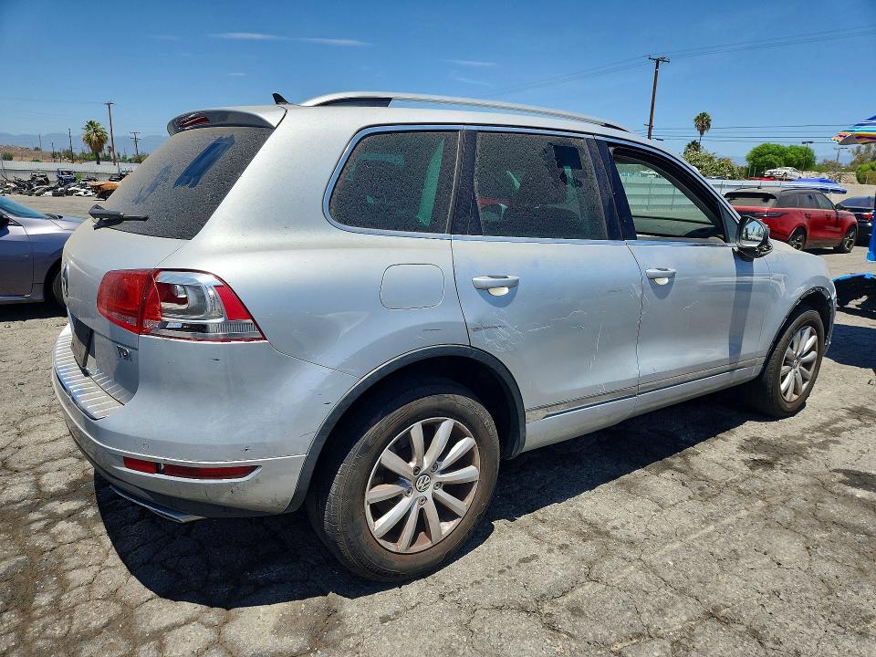 Продажа на аукционе авто 2012 Volkswagen Touareg, vin: WVGFK9BPXCD004486, номер лота: 62801986