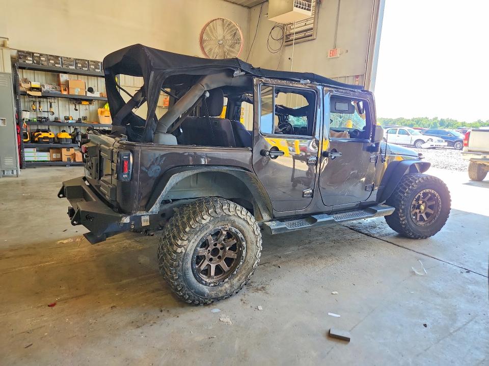 60844716 :رقم المزاد ، 1C4BJWDG2DL682061 vin ، 2013 Jeep Wrangler Unlimited مزاد بيع