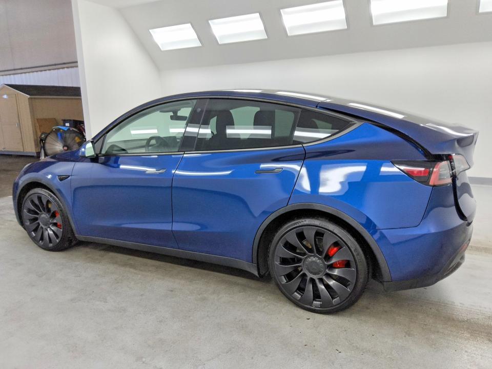 2022 Tesla Model Y მანქანა იყიდება აუქციონზე, vin: 7SAYGDEF6NF389239, აუქციონის ნომერი: 60960586