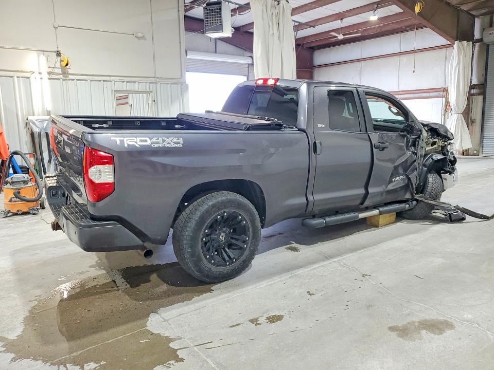 Auction sale of the 2016 Toyota Tundra, vin: 5TFUY5F1XGX576235, lot number: 61766356