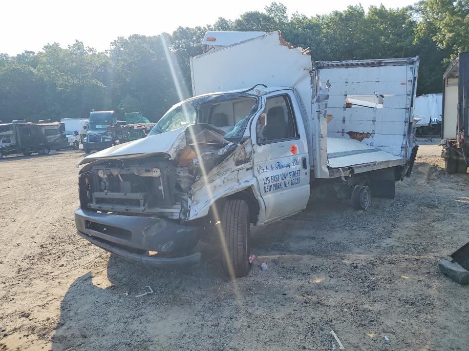 2010 Ford Econoline მანქანა იყიდება აუქციონზე, vin: 1FDSS3HL9ADA83596, აუქციონის ნომერი: 58791456
