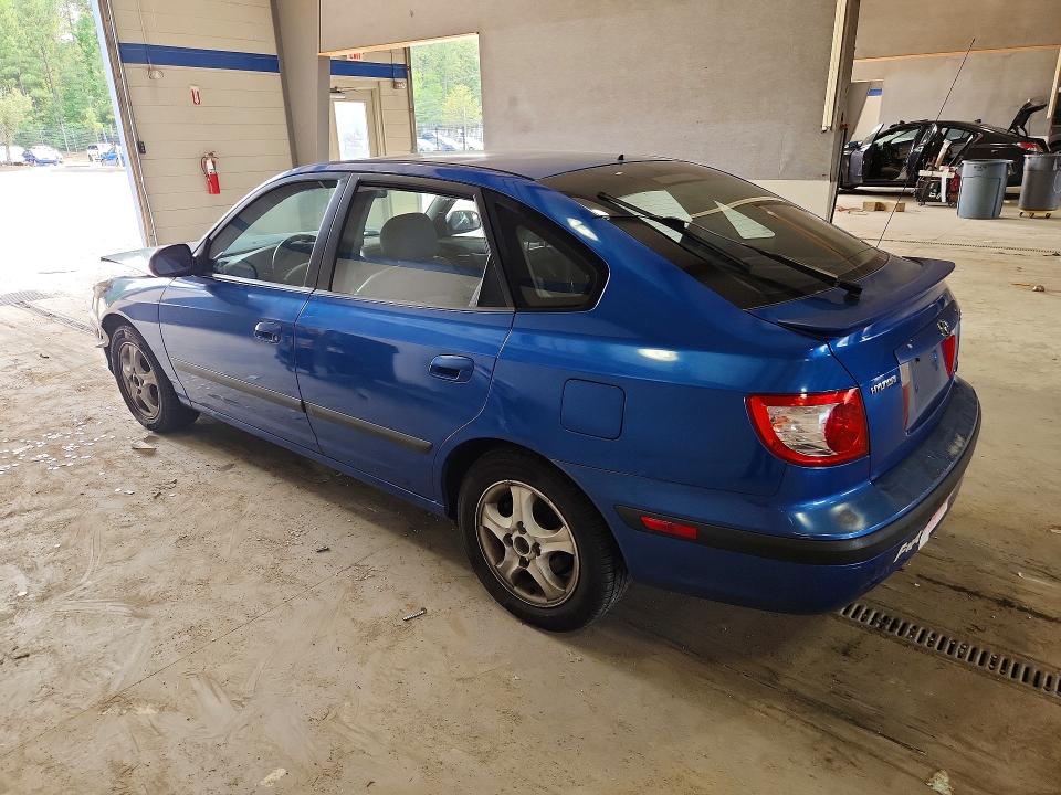60693136 :رقم المزاد ، KMHDN56D34U127183 vin ، 2004 Hyundai Elantra مزاد بيع
