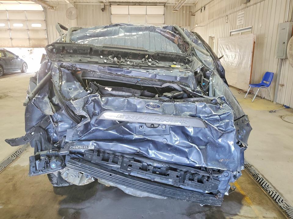 Продажа на аукционе авто 2021 Ford Explorer, vin: 1FMSK8DH4MGA26739, номер лота: 62421666