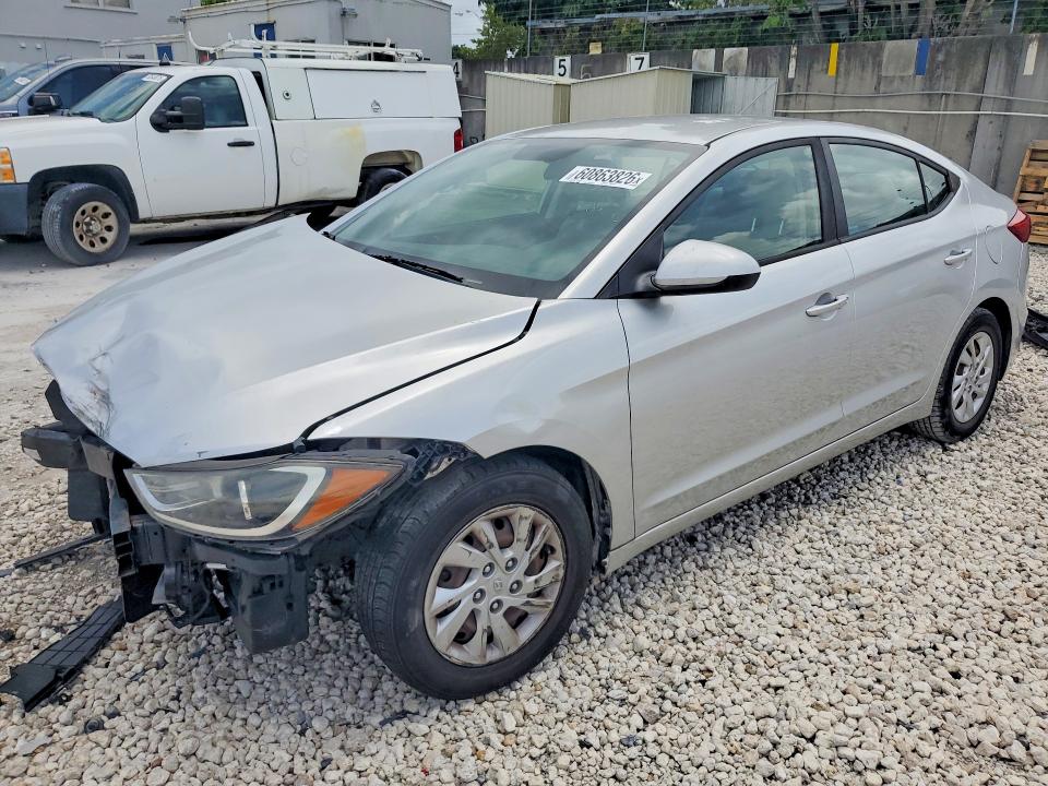 60863826 :رقم المزاد ، 5NPD74LF9JH276640 vin ، 2018 Hyundai Elantra مزاد بيع