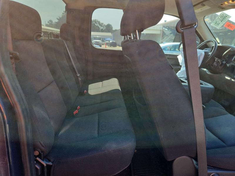 58632756 :رقم المزاد ، 1GCSCREA1AZ180818 vin ، 2010 Chevrolet Silverado مزاد بيع