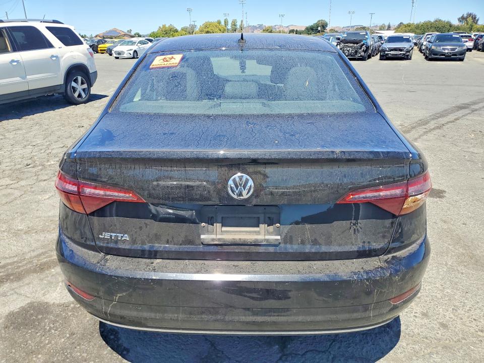 62335556 :رقم المزاد ، 3VWC57BU2KM024191 vin ، 2019 Volkswagen Jetta مزاد بيع
