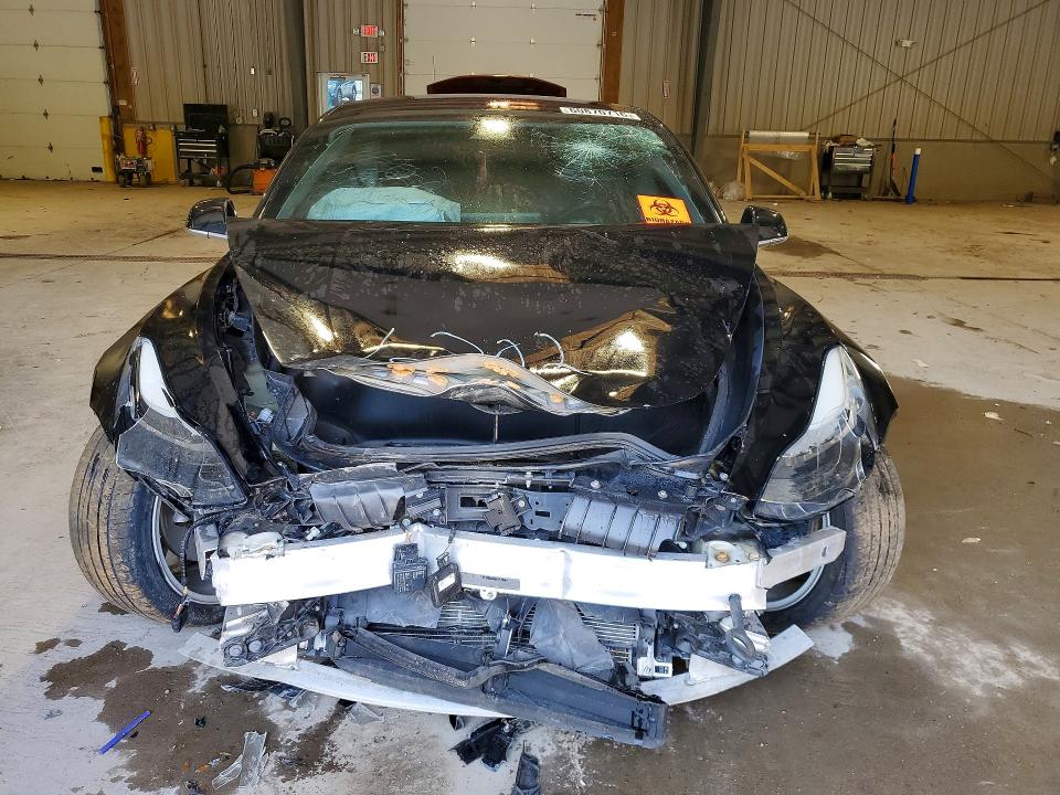 Продажа на аукционе авто 2018 Tesla Model 3, vin: 5YJ3E1EA4JF176302, номер лота: 60870716