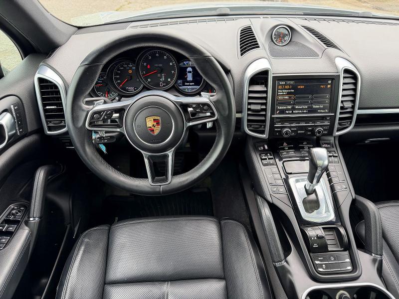2016 Porsche Cayenne მანქანა იყიდება აუქციონზე, vin: WP1AA2A24GLA09966, აუქციონის ნომერი: 60369656
