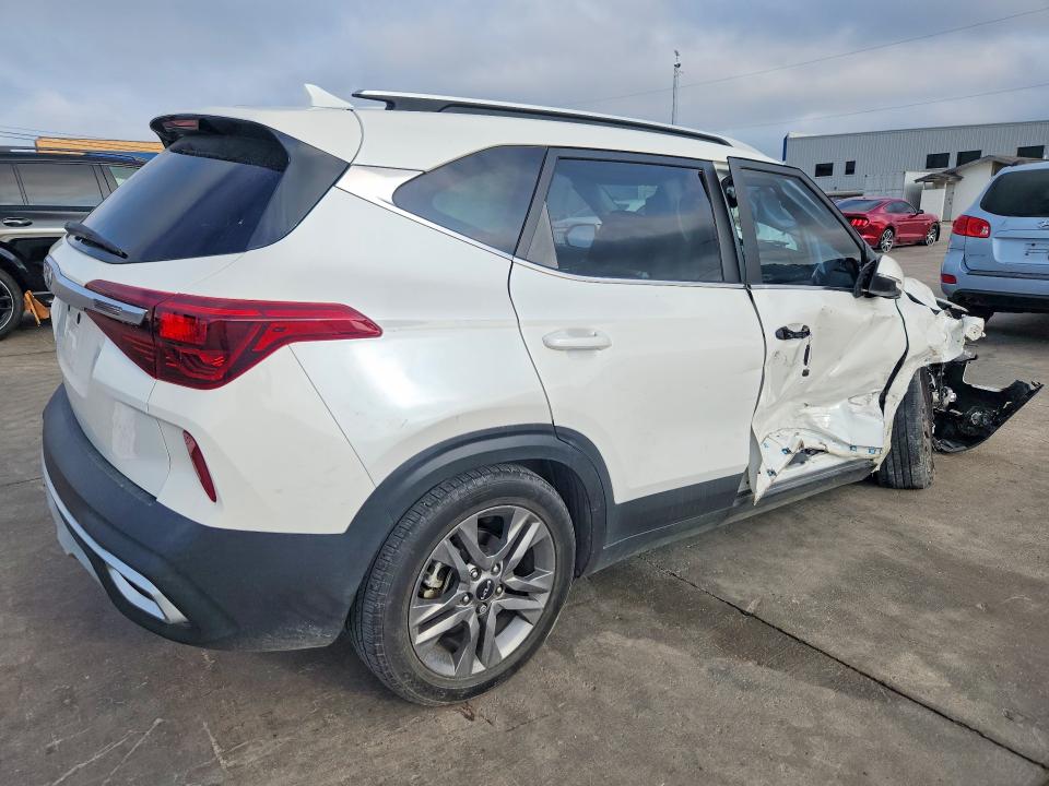 2022 Kia Seltos მანქანა იყიდება აუქციონზე, vin: KNDEU2AA4N7270442, აუქციონის ნომერი: 60934666