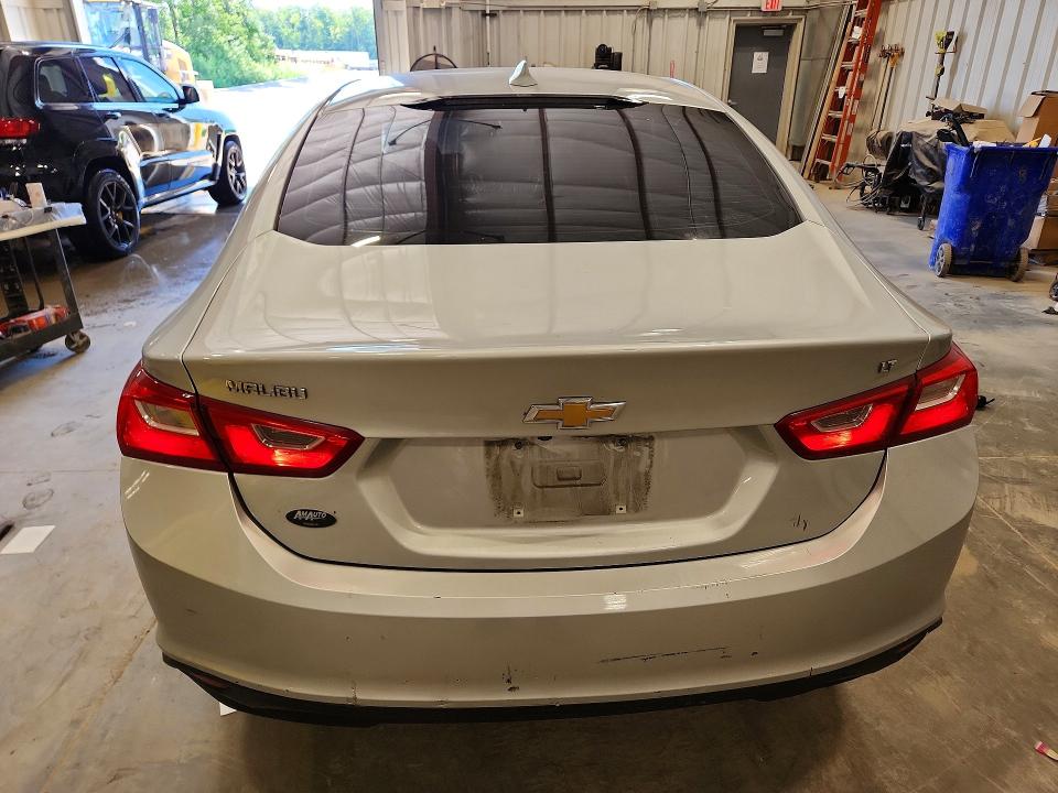 Продажа на аукционе авто 2016 Chevrolet Malibu, vin: 1G1ZE5ST3GF300127, номер лота: 60656946