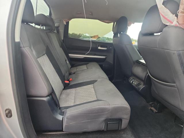 59882296 :رقم المزاد ، 5TFDW5F18GX535639 vin ، 2016 Toyota Tundra مزاد بيع