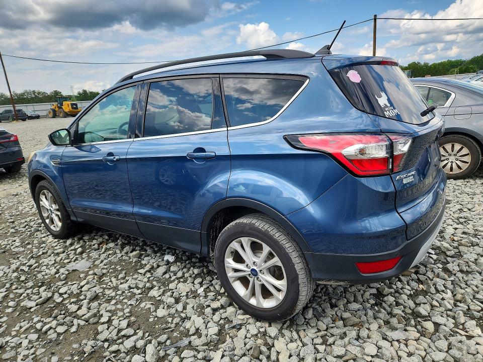 63170026 :رقم المزاد ، 1FMCU9HD0JUB37068 vin ، 2018 Ford Escape مزاد بيع