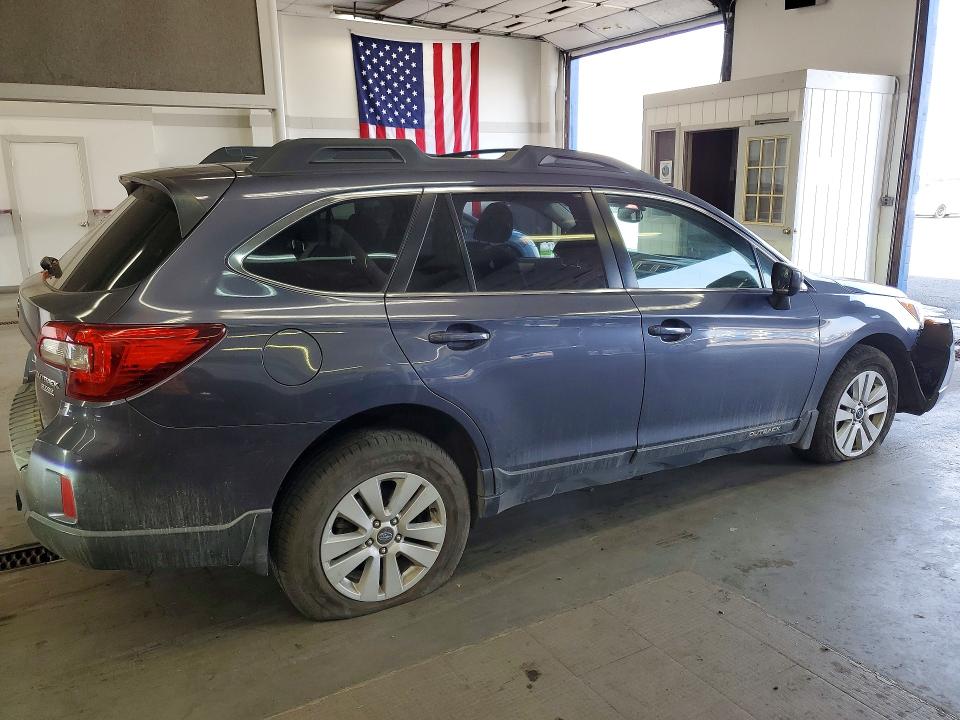2015 Subaru Outback მანქანა იყიდება აუქციონზე, vin: 4S4BSADC5F3319894, აუქციონის ნომერი: 62318126