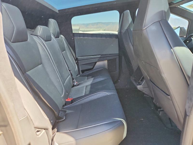 63382736 :رقم المزاد ، 7G2CEHED5RA043797 vin ، 2024 Tesla Cybertruck مزاد بيع
