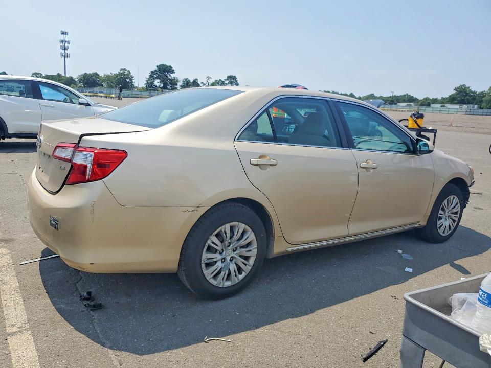2012 Toyota Camry მანქანა იყიდება აუქციონზე, vin: 4T1BF1FK1CU134174, აუქციონის ნომერი: 62877356