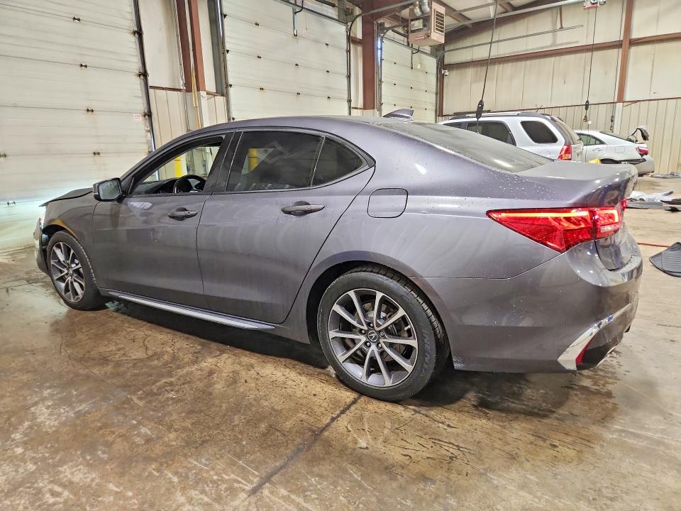 2018 Acura Tlx მანქანა იყიდება აუქციონზე, vin: 19UUB2F55JA006562, აუქციონის ნომერი: 62432586