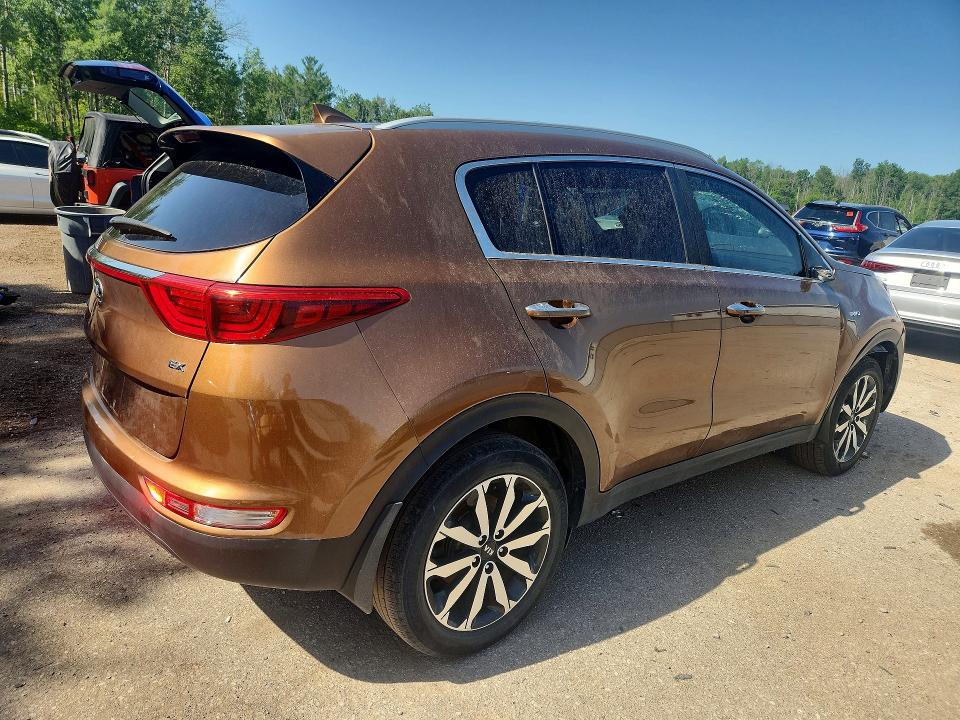 59582806 :رقم المزاد ، KNDPNCAC6J7456197 vin ، 2018 Kia Sportage مزاد بيع