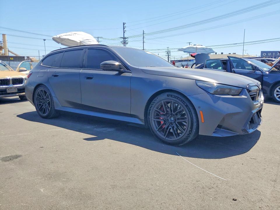 62519936 :رقم المزاد ، WBS83GV01TCW99744 vin ، 2026 Bmw M5 مزاد بيع