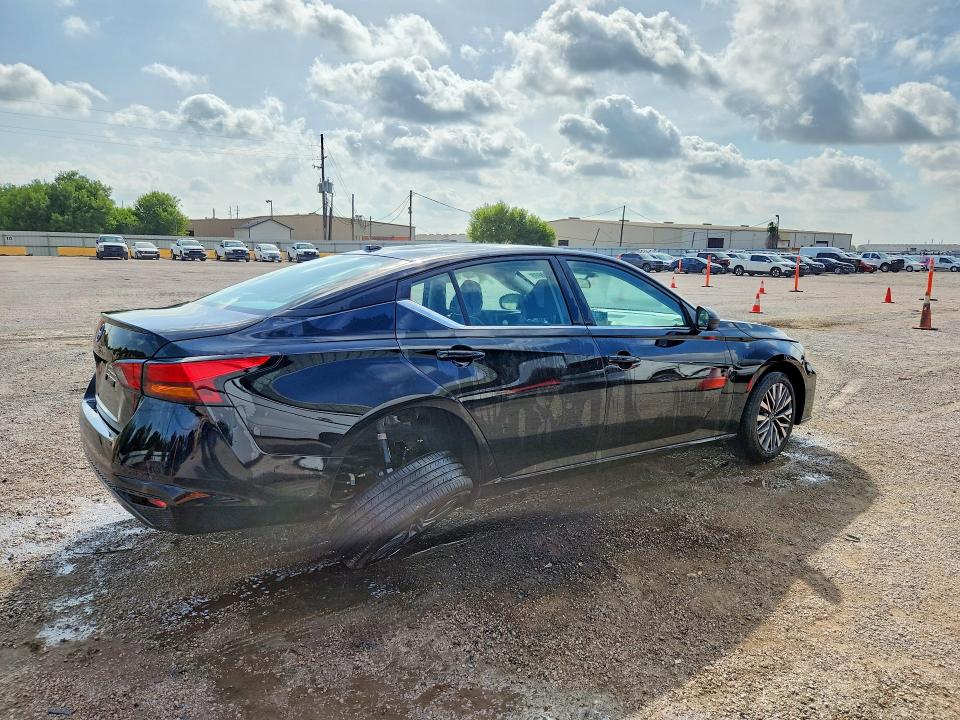 2026 Nissan Altima მანქანა იყიდება აუქციონზე, vin: 1N4BL4DV1TN320342, აუქციონის ნომერი: 62663796