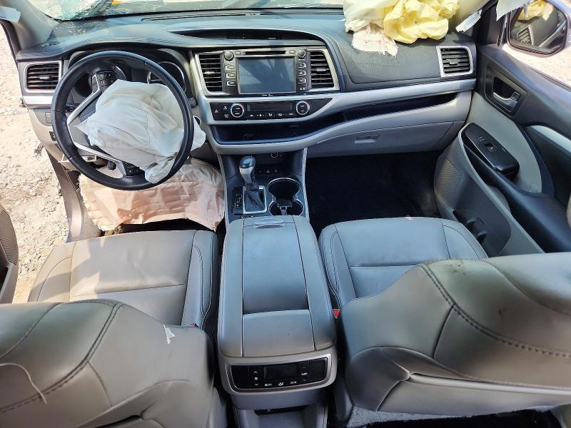 Продажа на аукционе авто 2015 Toyota Highlander, vin: 5TDJKRFH3FS220318, номер лота: 58151166