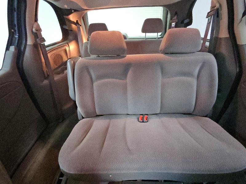 2006 Chrysler Town & Country მანქანა იყიდება აუქციონზე, vin: 1A4GP45R26B760527, აუქციონის ნომერი: 61109376